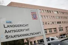 Das Gebäude des Landgerichts, Amtsgerichts und der Staatsanwaltschaft in Marburg.