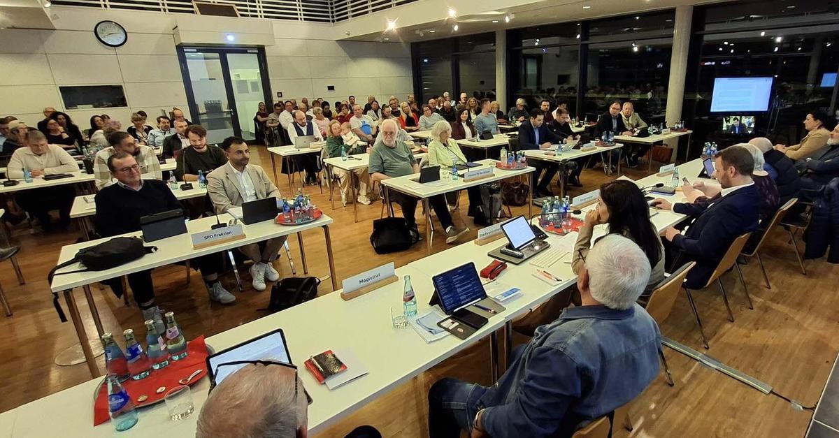 Stadtverordnete treten zu einer Sondersitzung zusammen