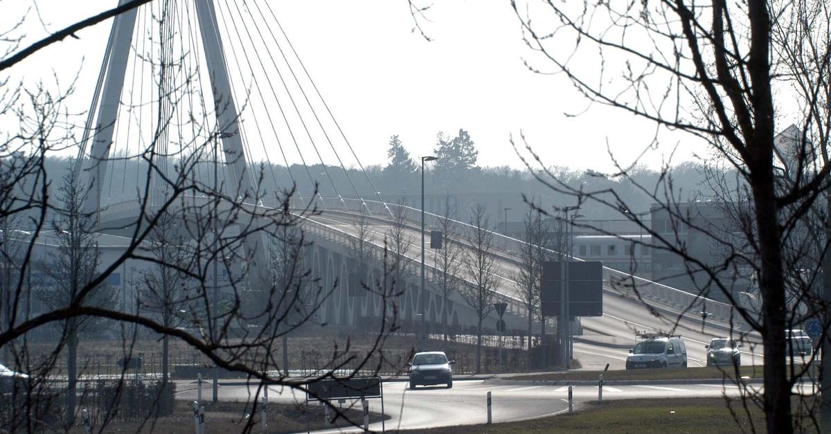 Von Haushalt über Brückenbenennung bis zu Untertunnelung