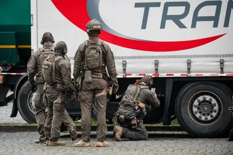 SEK-Einsatz am Rasthof Alsbach.