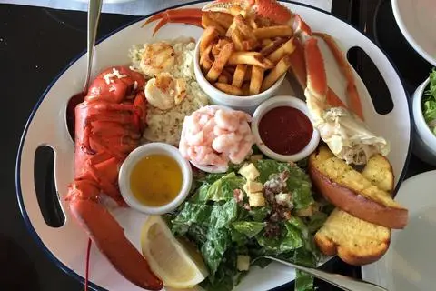 Fangfrisch: Die kleine (!) Seafood-Platte in der Pecherie Manicouagan in Les Escoumins. Foto: Thomas Haag