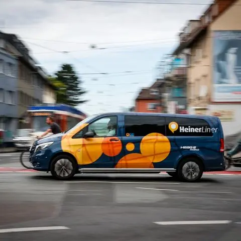 Der Heinerliner fährt als On-Demand-Angebot durch Darmstadt.