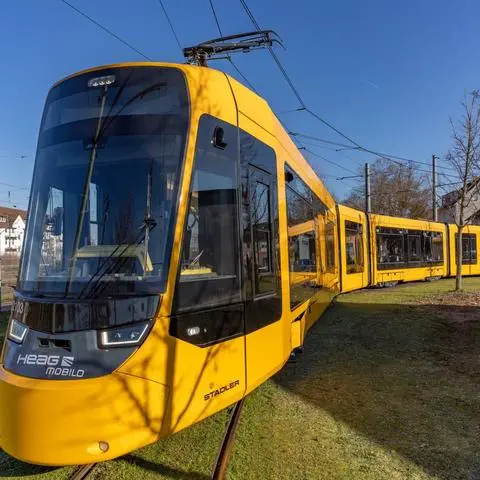 Ob die Tina, die neue Straßenbahngeneration von Heag-Mobilo, auch nach Weiterstadt fährt, ist derzeit Gegenstand von Untersuchungen.