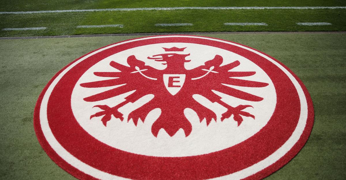 Almost half a million euros fine for Eintracht Frankfurt