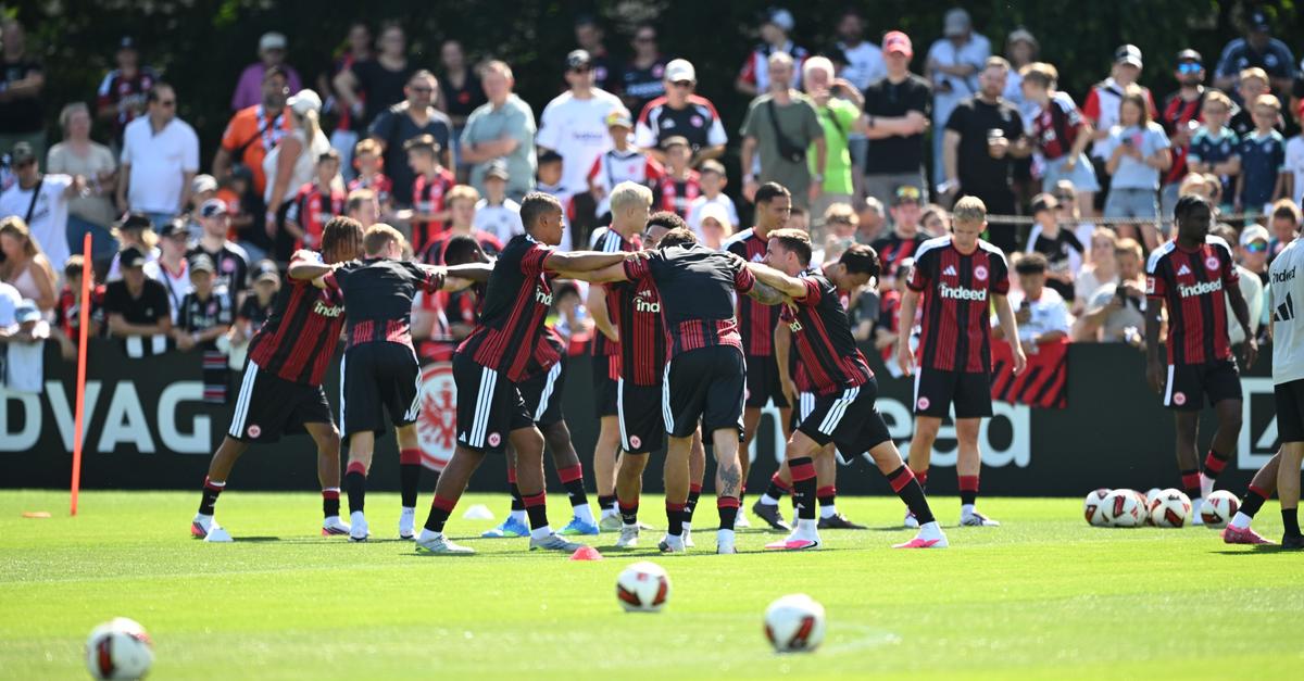 Eintracht Frankfurt: New coach Adi Hütter gets goosebumps at the start of ...
