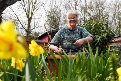 Monika Ullinger hat seit 2018 auf dem 10.000 Quadratmeter großen Areal des OGV eine von 42 Parzellen gemietet. Foto: Samantha Pflug