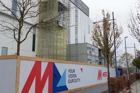 Beim  Rechenzentrum FRA21 im Airport Garden wird nach Abschluss der Bauarbeiten  noch einmal nachgelegt: