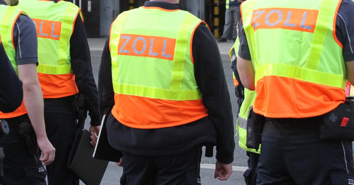 Hauptzollamt kontrolliert bei Logistiker in Raunheim