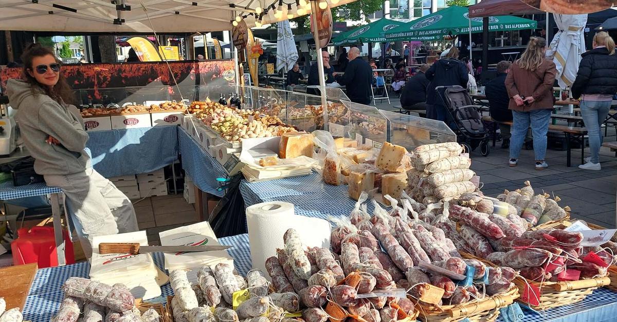 Sich quer durch die Welt futtern in Raunheim