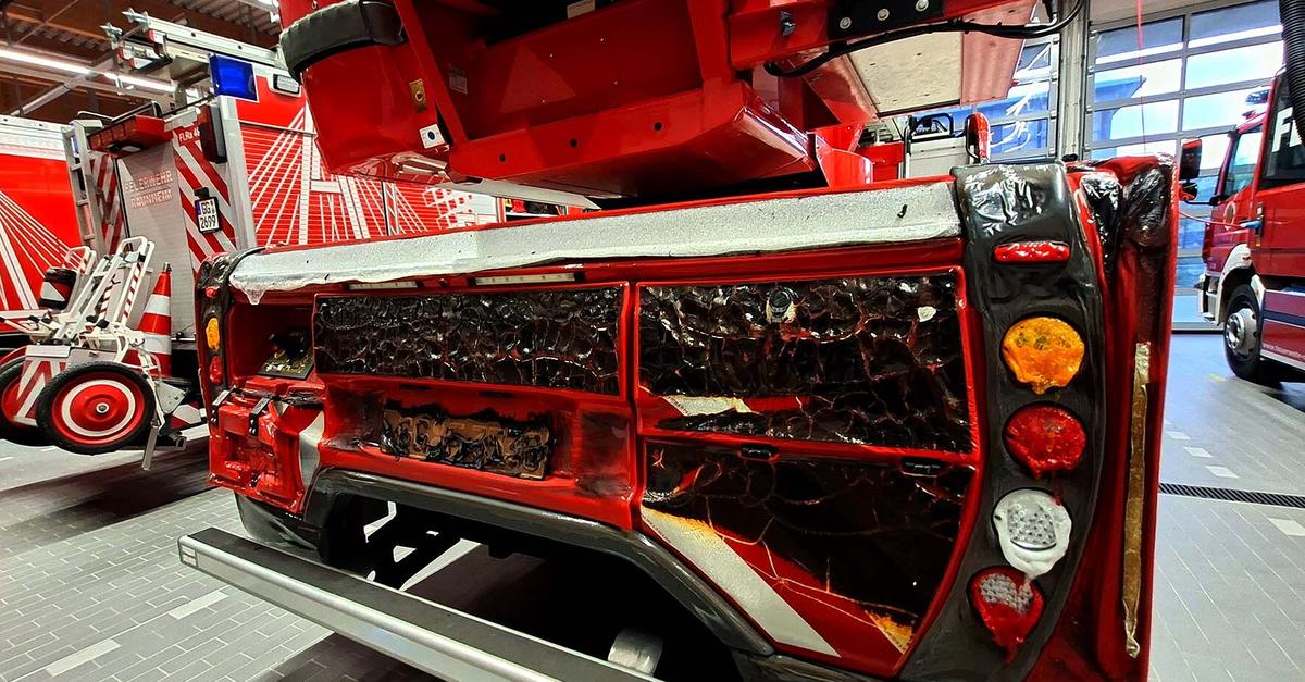 Drehleiter bei Brand in Raunheim zerstört