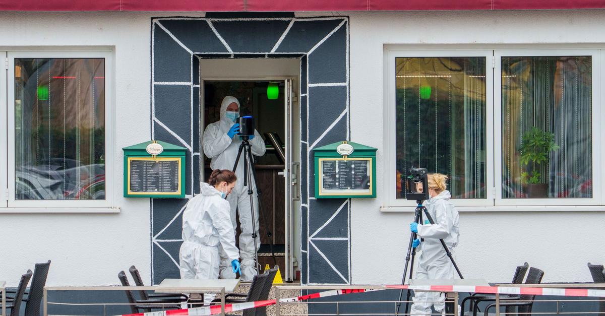 Zwei Menschen in Bistro erschossen – Täter auf der Flucht