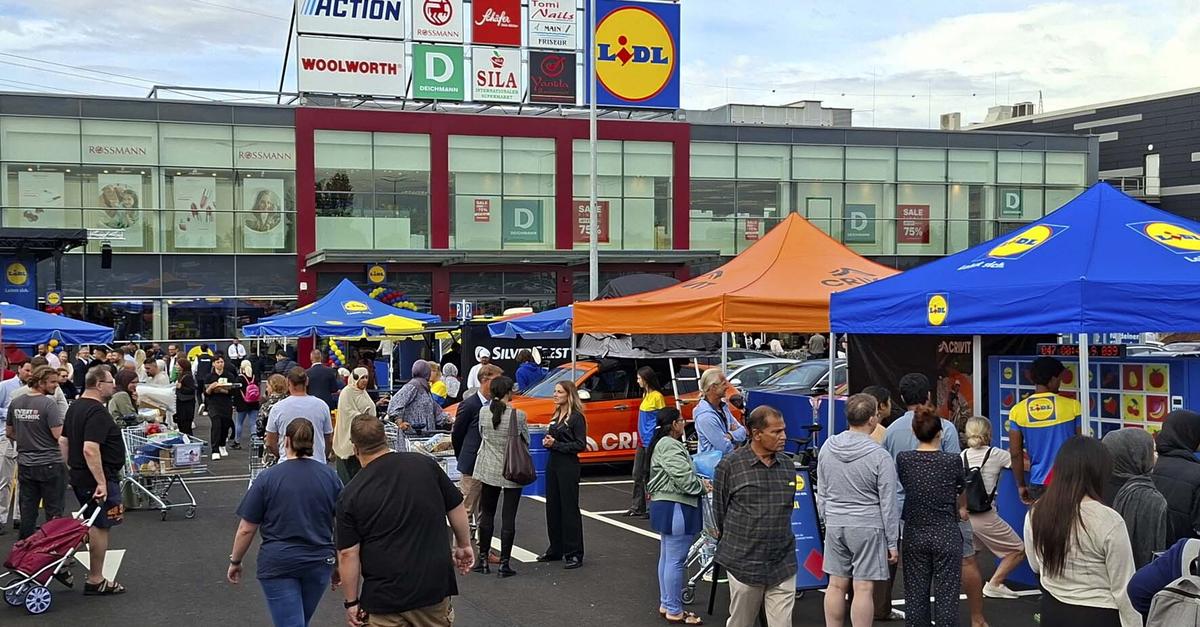 Lidl eröffnet weltweit 13.000 Filiale in Raunheim