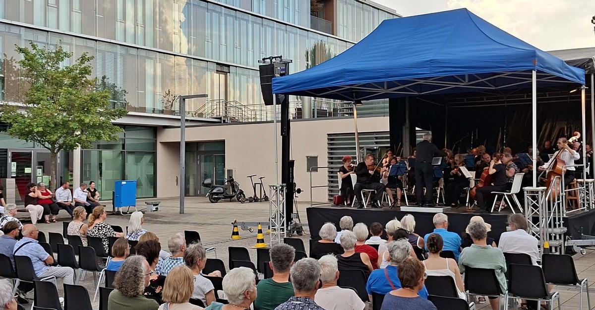 Rathausplatz verwandelt sich in Klassik-Open-Air-Arena