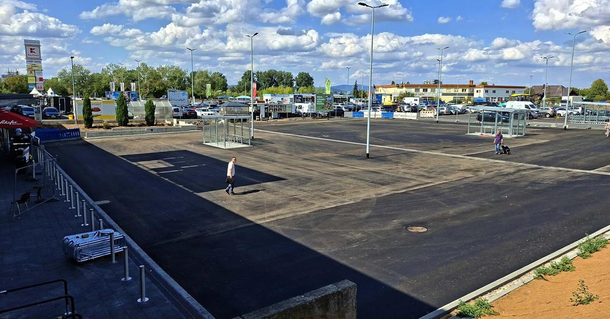 Umgestaltung des Parkplatzes am „Mainkaufzentrum“ geht voran