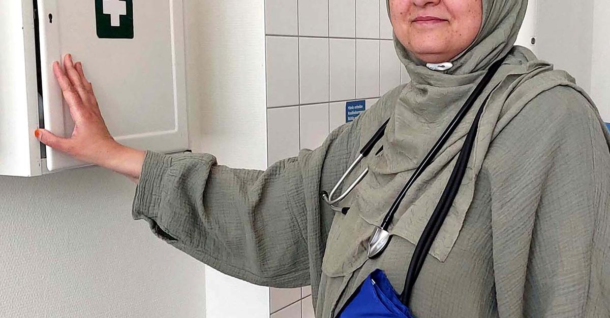 Gül Coban ist zertifizierte Schulgesundheitsfachkraft