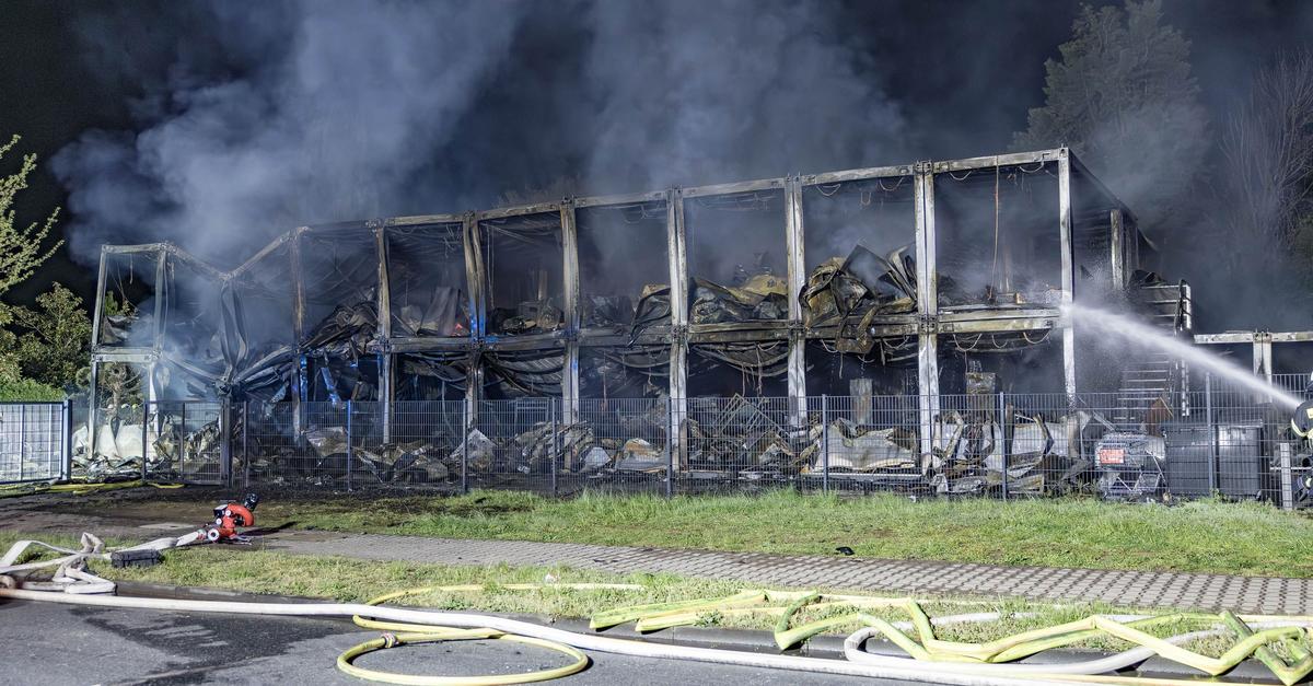 Brand in Raunheimer Notunterkunft: Opfer ist eine Frau