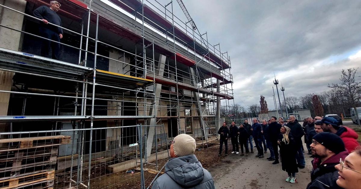 Kita Mönchhof in Raunheim feiert Richtfest