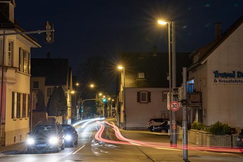 In Riedstadt sind die Kosten für die Straßenbeleuchtung 2022 um 35 Prozent gegenüber dem Vorjahr gestiegen. Aber auch in den übrigen Kreiskommunen stöhnen die Verantwortlichen über die stark gestiegenen Energiepreise.