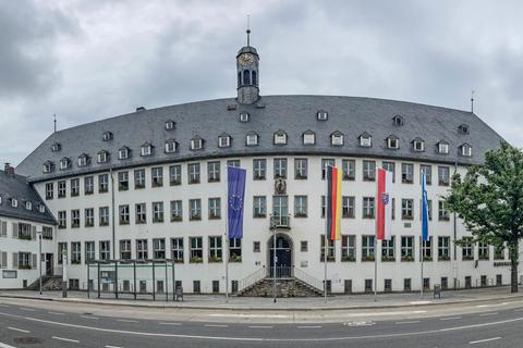 Ort sitzender Tätigkeit: Kälter als 20 Grad darf es im Rathaus laut Arbeitsstättenverordnung nicht werden. Archivfoto: Volker Dziemballa (VF