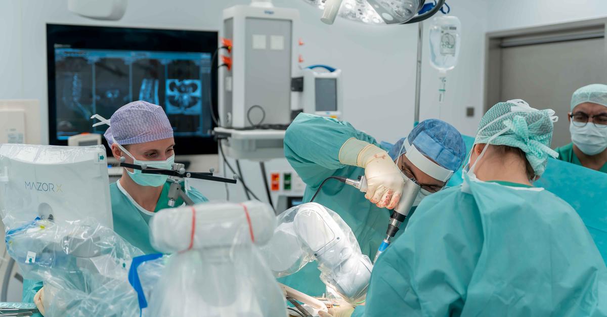 Premiere for the “Wall-E” robot arm at the GPR Clinic Rüsselsheim