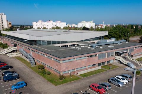 Die Rüsselsheimer Großsporthalle (ehemals Walter-Köbel-Halle) soll einen neuen Namen bekommen. Archivfoto: Volker Dziemballa (VF