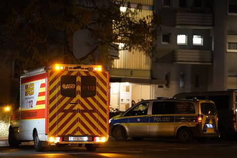 Bei einer Auseinandersetzung in Rüsselsheim sind am Dienstagabend insgesamt vier Personen verletzt worden.