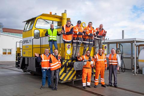 2020: Das Team der Opel-Werksbahn ist wichtig für die Logistik. Foto: Opel