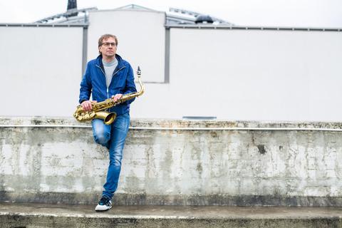 Saxofonist Stephan Völker spielt im Rahmen des Herbstprogramms der Jazz-Fabrik am 5. November im „Rind“. Archivfoto: Völker