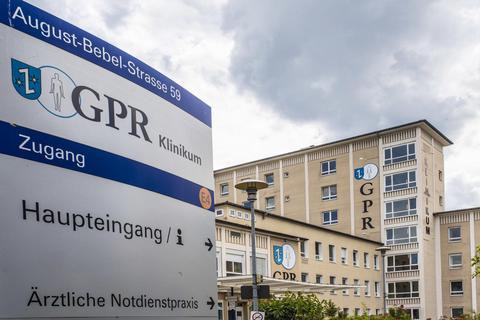 Für herausragende Leistungen erhalten Mitarbeiter am GPR-Klinikum einen Corona-Pflegebonus. Archivfoto: Volker Dziemballa (VF