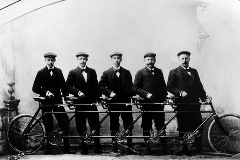 (v. li.) Ludwig, Fritz, Heinrich, Wilhelm und Carl. Foto: dpa 