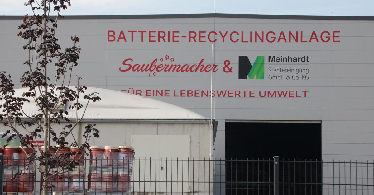 Nach vielen Einsätzen: Werkfeuerwehr für Batterie-Recyclinganlage in ...