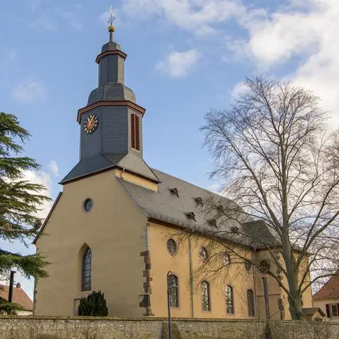 Laurentiuskirche in Trebur.