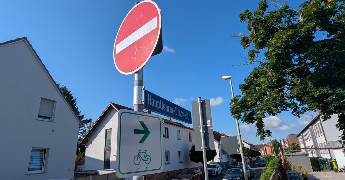 Einbahnstraße oder nicht? Hauptlehrer-Urson-Straße in Flörsheim verwirrt