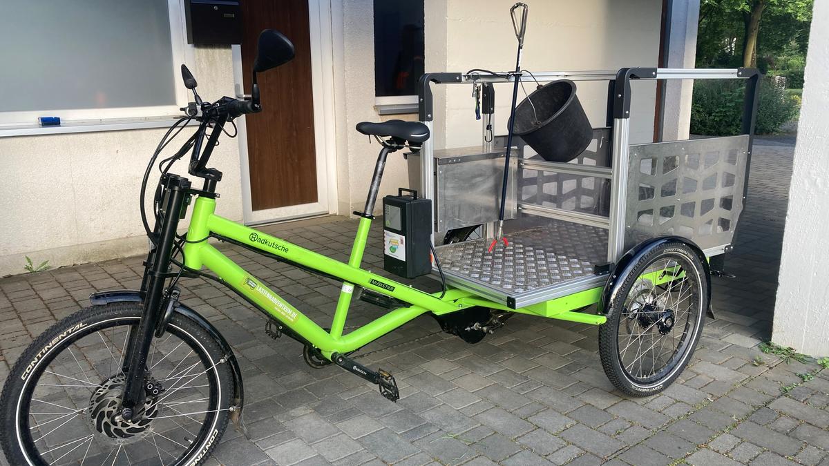 trixie umbausatz für fahrradanhänger m Jogger-Umbausatz Hundeanhänger – Frontrad mit 360°-Gelenk – macht zum Hundebuggy – wendig, arretierbar & abnehmbar – Zubehör für Hundefahrradanhänger Baby Einbaulänge (mm):186mm | s=3mm Fahrradrücklicht von Ruhla für Modulares Design