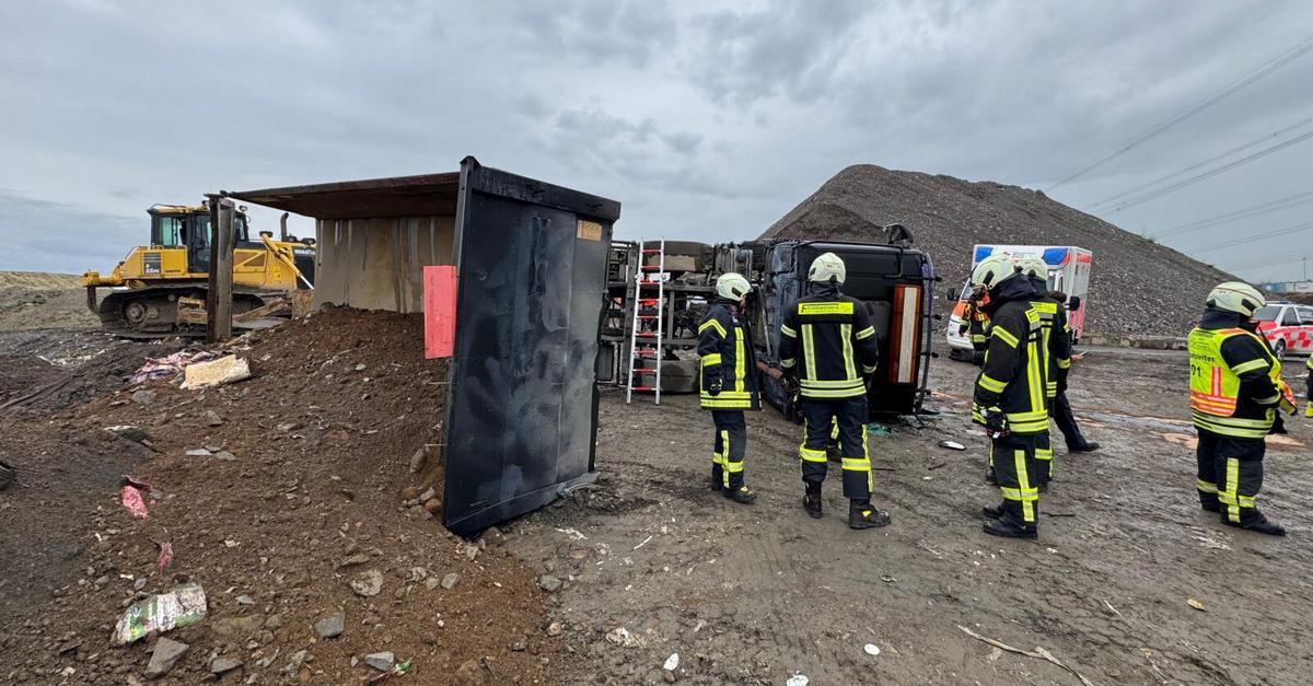 Tipper truck overturns at Wicker landfill