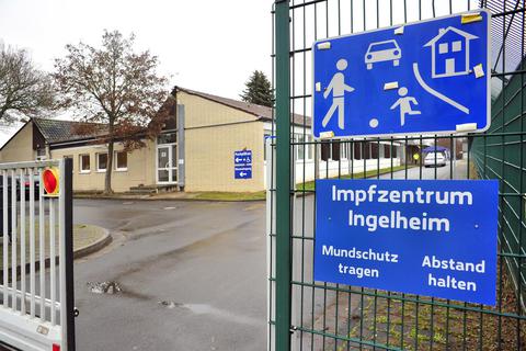Innerhalb von drei Wochen hat der Landkreis die ehemalige Aufnahmeeinrichtung für Asylbegehrende in Ingelheim zum Corona-Impfzentrum umfunktioniert. Foto: Thomas Schmidt
