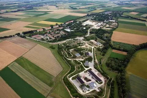 Im Rhein-Selz-Park bei Nierstein könnte das größte Rechenzentrum Deutschlands entstehen. Die ganze Region kann davon profitieren, sagt der Investor.