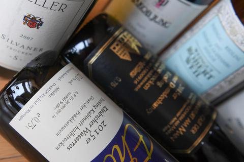 In Deutschland könnte schon zum 1. Januar ein neues Weingesetz in Kraft treten. Ein Kernelement ist die Stärkung der Herkunftsangabe auf den Flaschen. Archivfoto: dpa