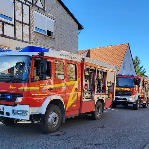 Die Feuerwehren Brandoberndorf und Kraftsolms sind am Sonntagnachmittag zu einem Kaminbrand gerufen worden.