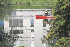 Die Lahn bietet etliche Einstiegstellen und Tourenmöglichkeiten wie beispielsweise der Flussabschnitt von Wetzlar nach Weilburg
