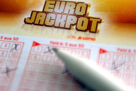 Ein Eurojackpot-Schein. Symbolfoto: dpa 