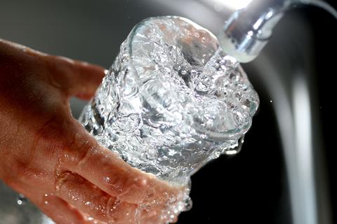 Trinkwasser: Der sparsame Umgang mit dem kostbaren Nass muss eine Selbstverständlichkeit sein.