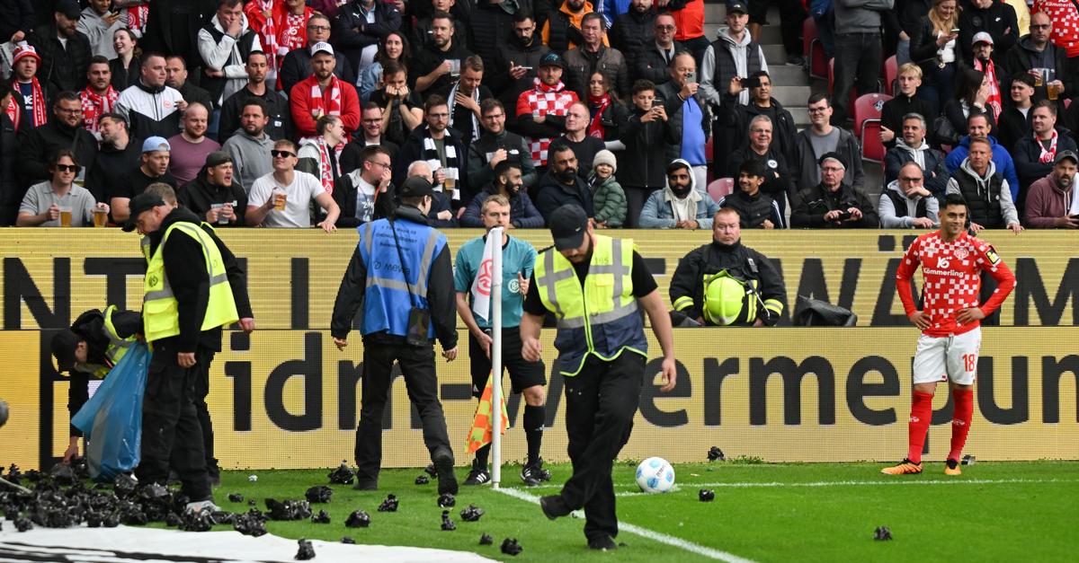 Eintracht boss on fan hooligans: 