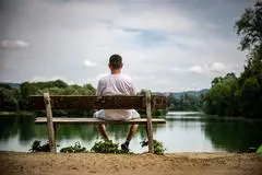 Am Erlensee bei Bickenbach kann man im Sommer ungetrübte Badefreuden genießen. 