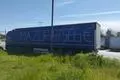 Auf einen der Lastwagen auf dem A5-Rasthof "Gräfenhausen-West" haben die streikenden Trucker am Mittwochmittag die Summe geschrieben, die sie nach eigener Aussage von Speditionschef Lukasz Mazur noch einfordern.