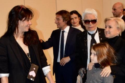 Backstage mit Karl Lagerfeld und Silvia Fendi. Foto: Anja Kossiwakis