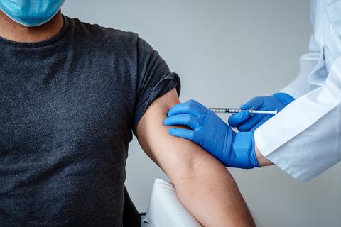 Biontech und der US-Wettbewerber Moderna haben den ersten Freiwilligen ihren Test-Impfstoff bereits gespritzt. Archivfoto: BioNTech SE 2020