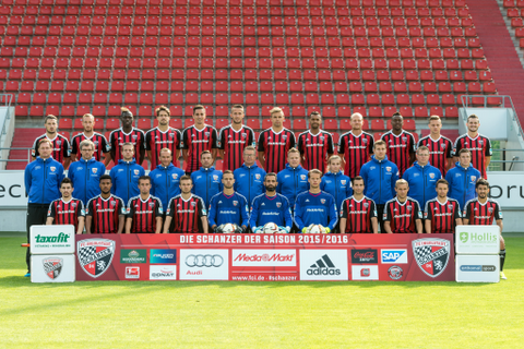 Neu in der Bundesliga: das Team des FC Ingolstadt. Foto: dpa