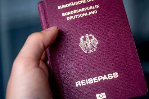 Die deutsche Staatsbürgerschaft ist auch in Rüsselsheim begehrt, wenn es nach dem Ausländerbeirat geht. Doch seien die Hürden zu hoch.