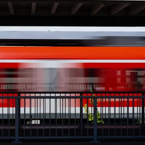 Mit dem 49-Euro-Ticket kommen viele Veränderungen, doch wie genau wird es sich auf unseren Alltag auswirken?